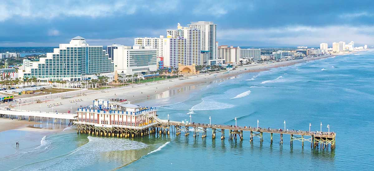 Oceanfront condos in Daytona Beach overlooking Atlantic Ocean