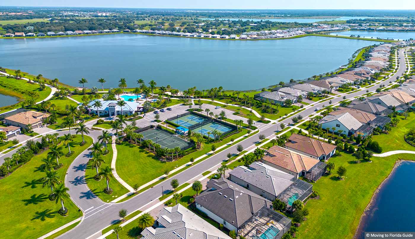 Shoreview Community in Lakewood Ranch Waterside