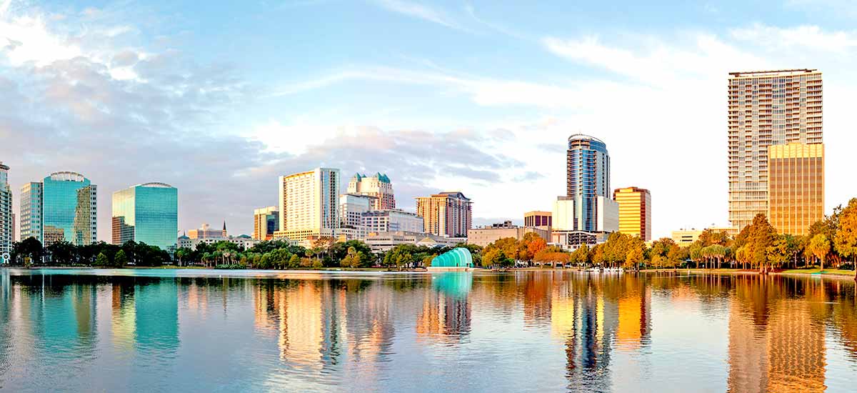 colorful Florida buildings next to large lake